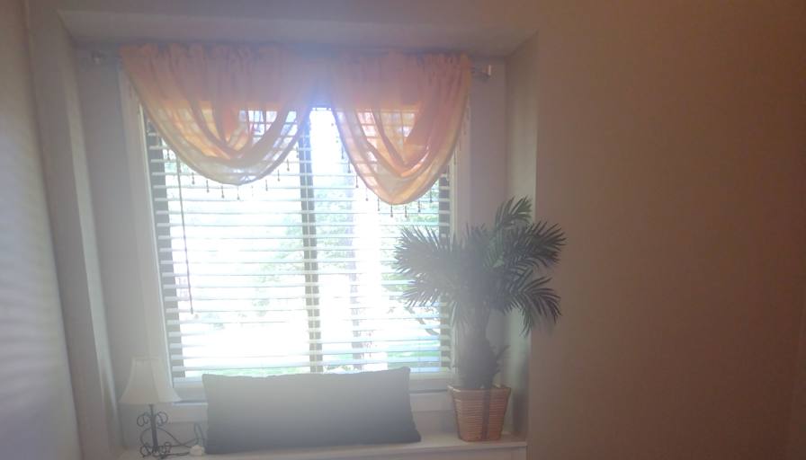 Earlese's room
