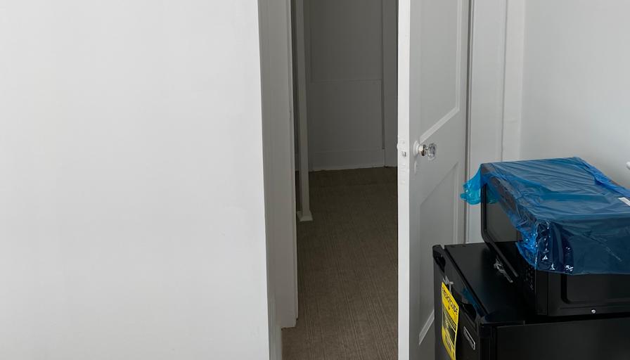 EAST COAST's room