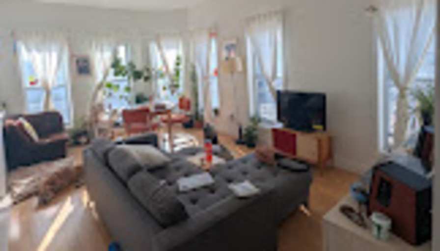 Tam Phan's room