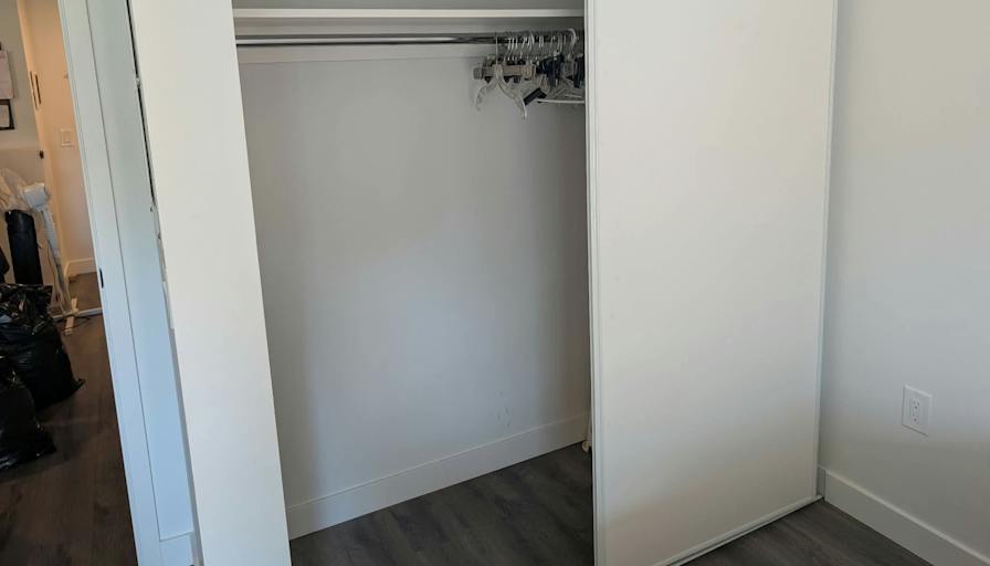 Jill's room
