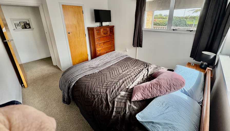 Phill's room