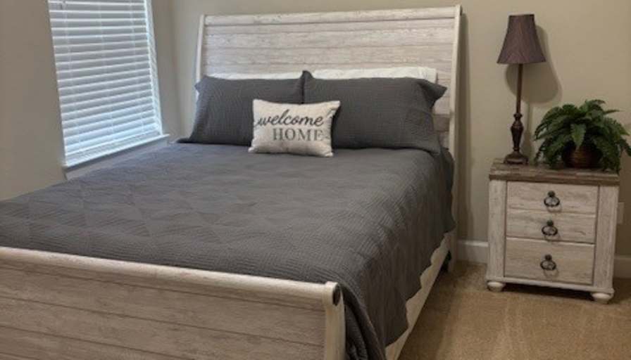 Lynn's room