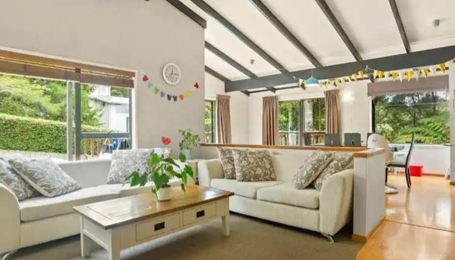 Unfurnished room in a house · Caram Place, Birkenhead, Auckland 0626-1