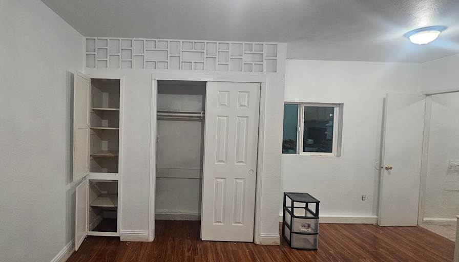 Annette's room