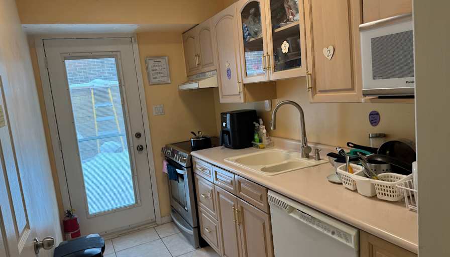 Kavin Nguyen's room