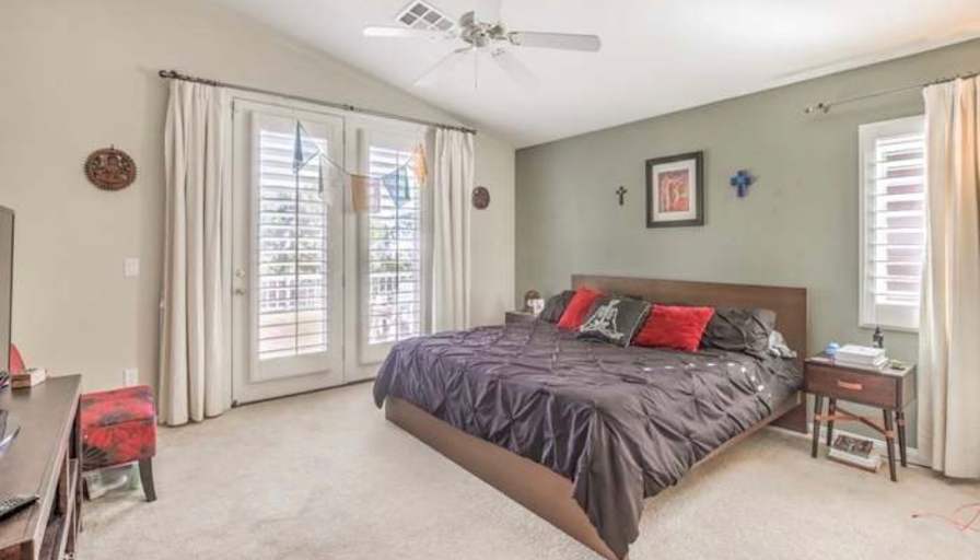 Jennie's room