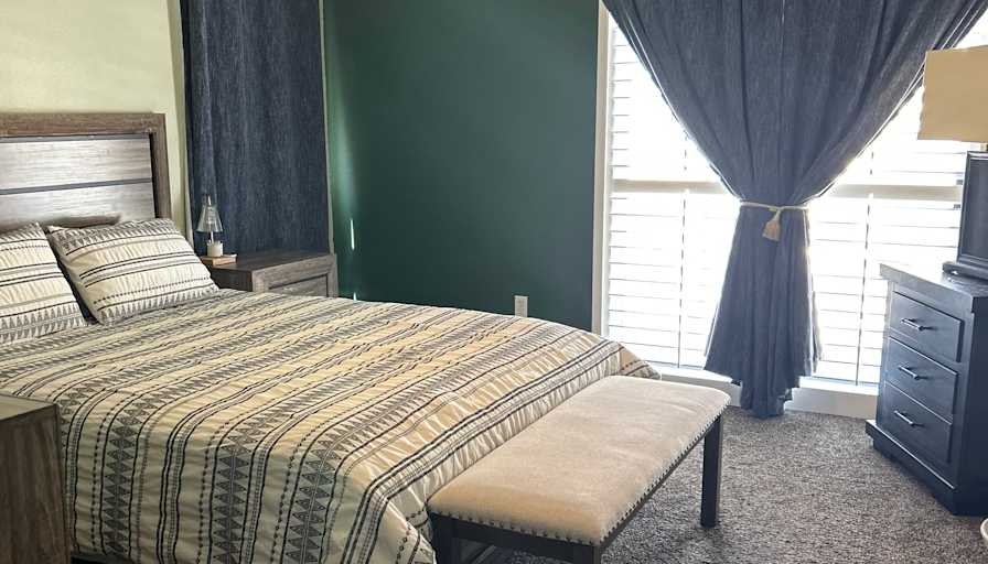 Litzy's room