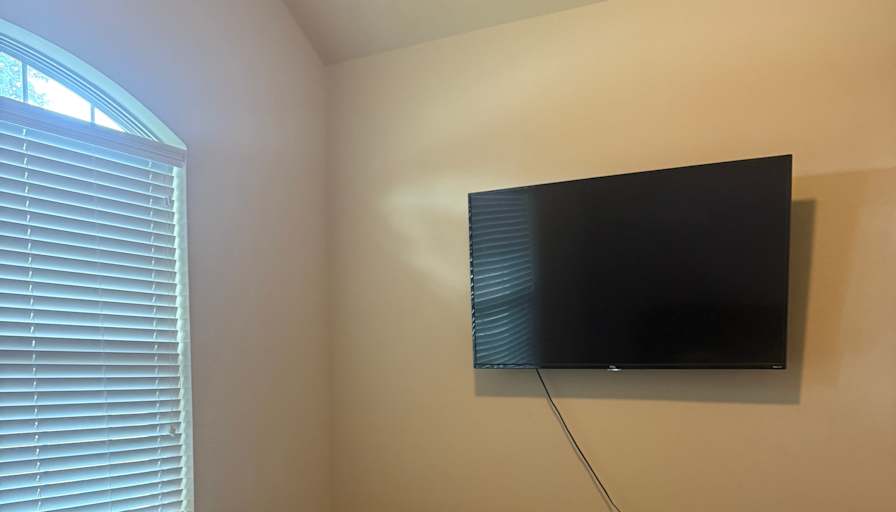 Thao's room