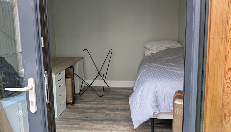 Liv K's room