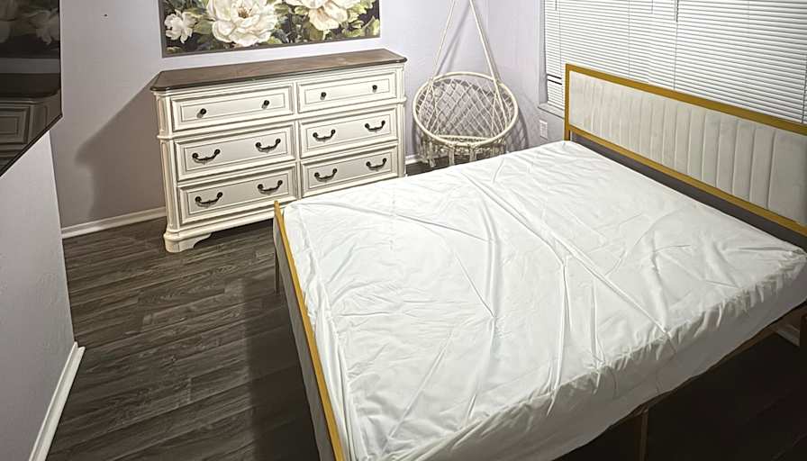 Vinny's room
