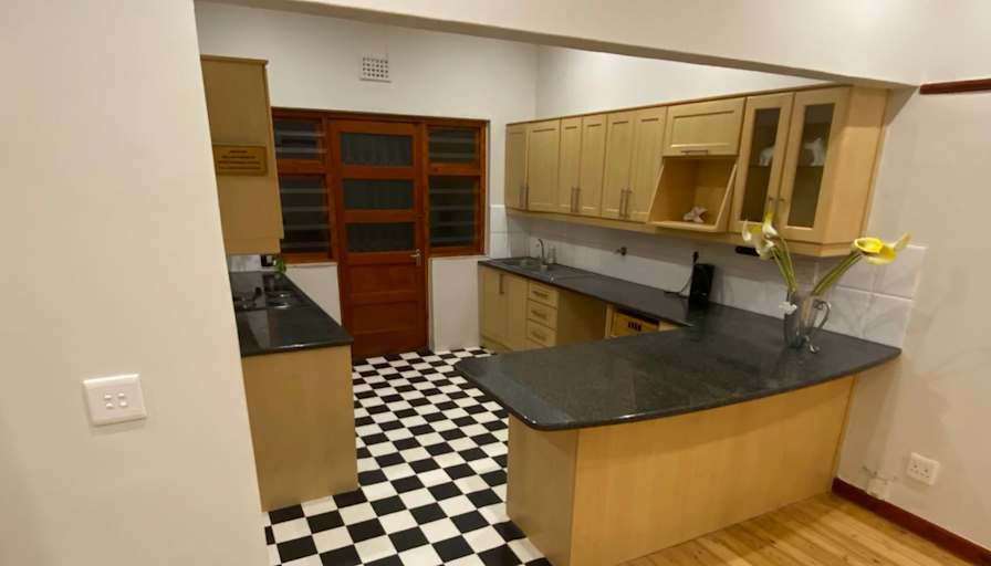 Simon's room