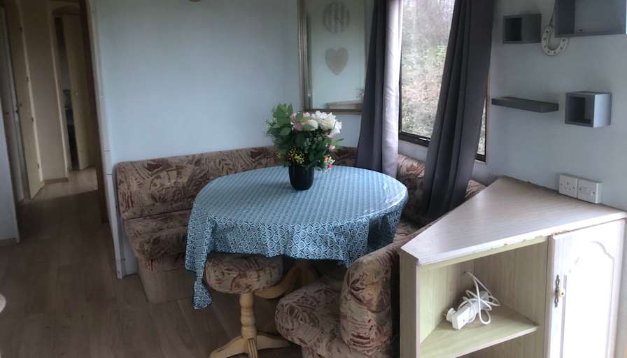 Ri James's room