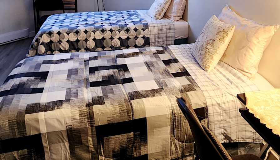 MELODY ZAFARALLA's room