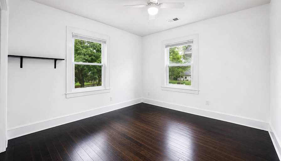 michael j mayorga's room