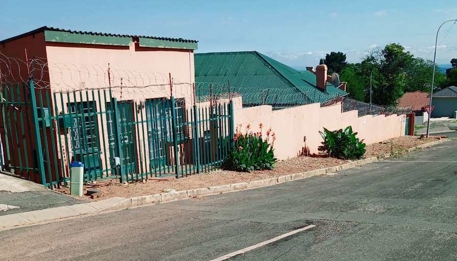 Zinhle's room