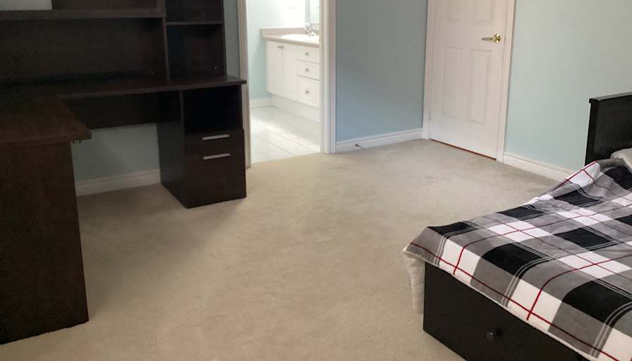 Oscar's room