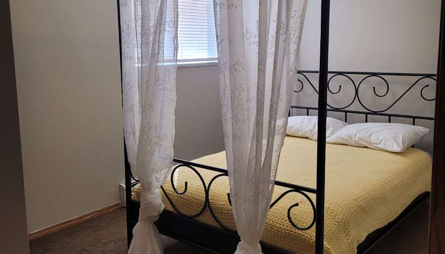 Kelly's room