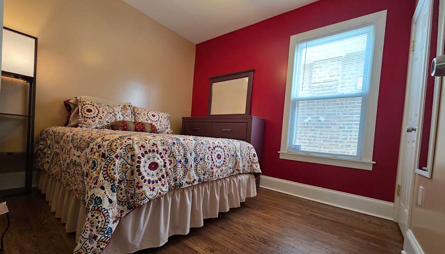 Traci's room