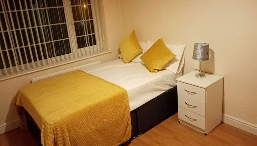 Peak-Housing's room
