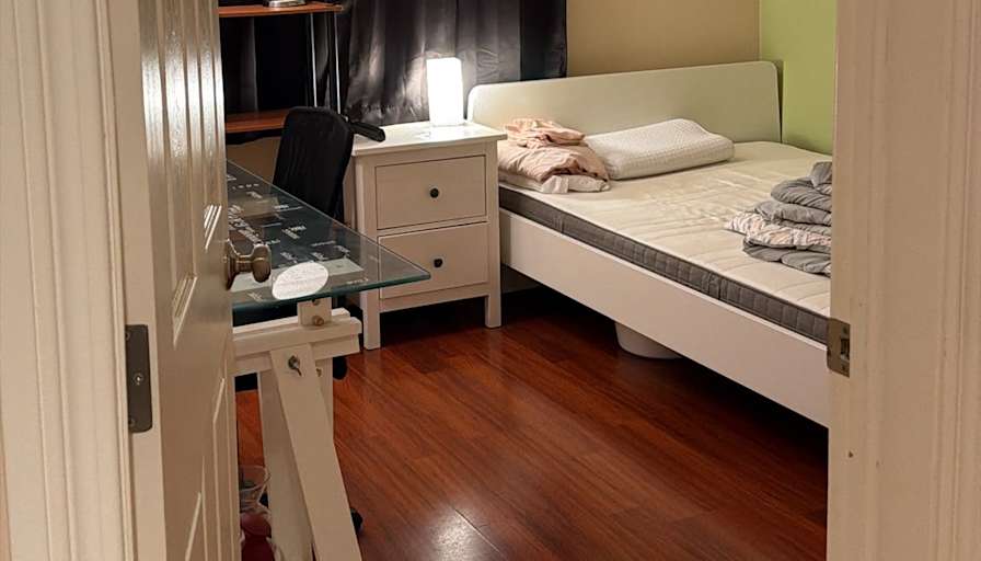 Uche's room