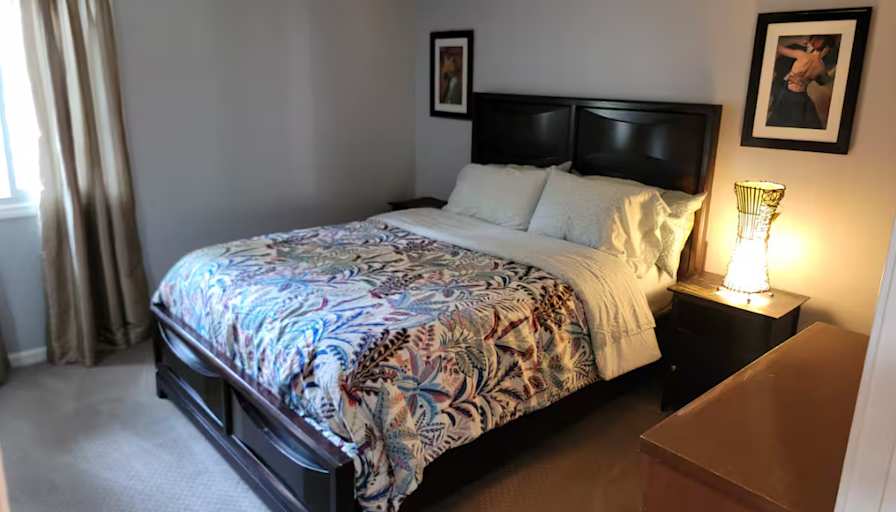 Elayne's room
