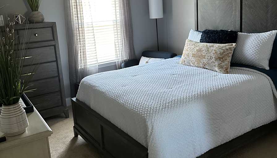 Gwen's room