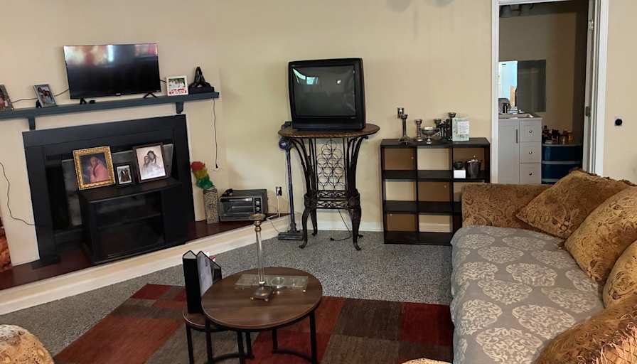 Kate's room