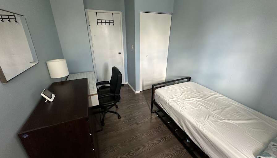 Randy's room