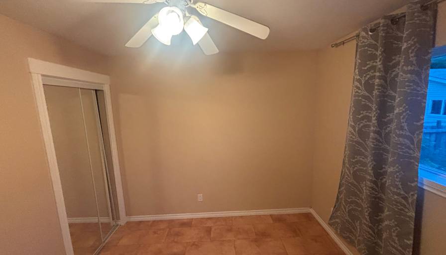 Donte Glapski's room