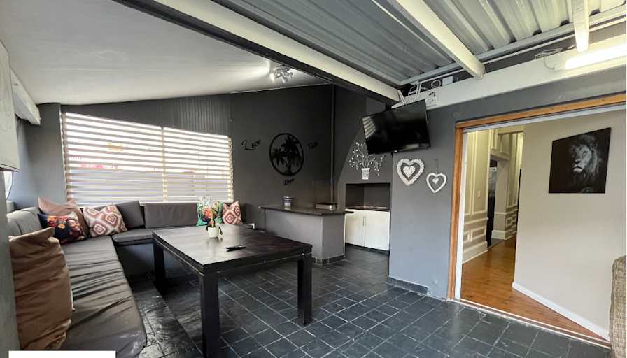 YouRooms's room