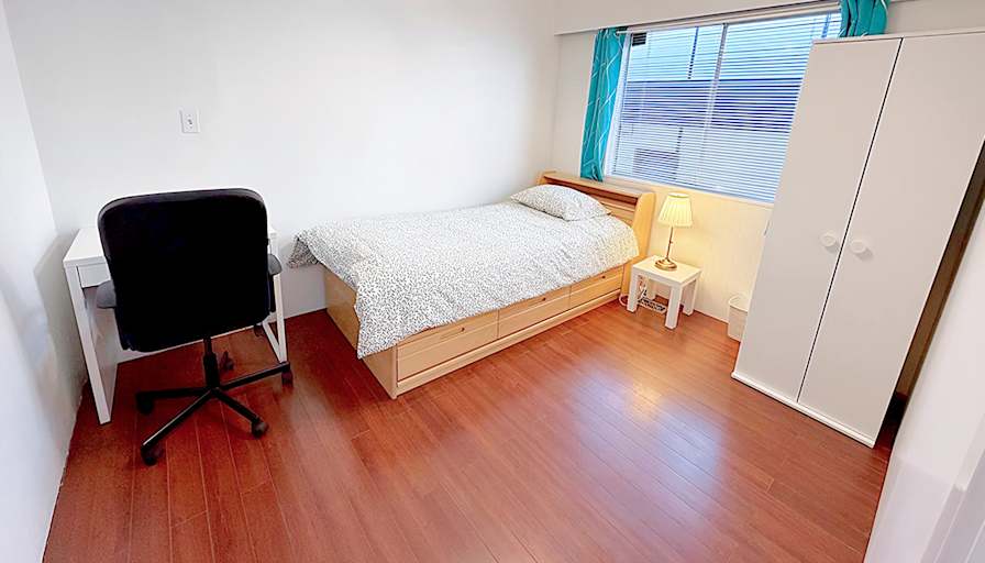 Shirin's room