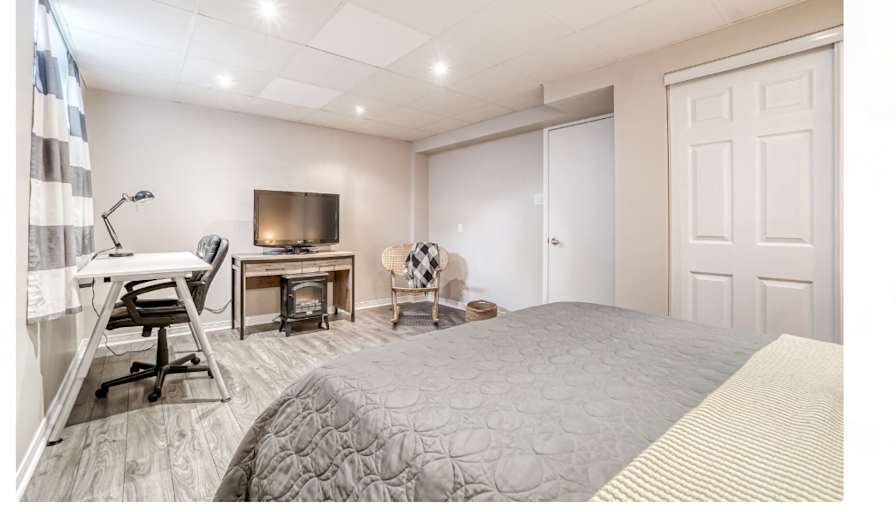 ouleiyah's room