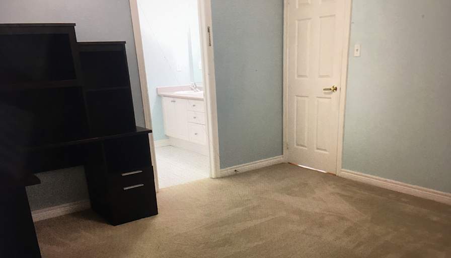 Oscar's room