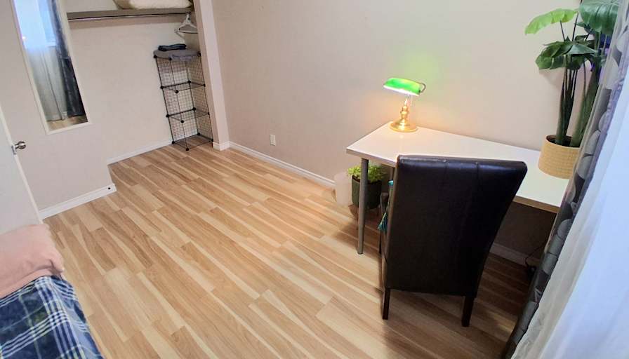 Zen's room