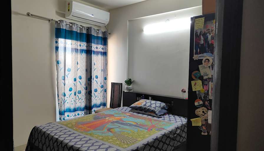 Archie's room