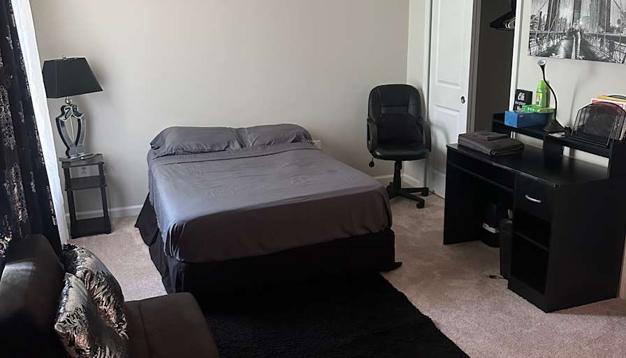 FeliciaAde's room