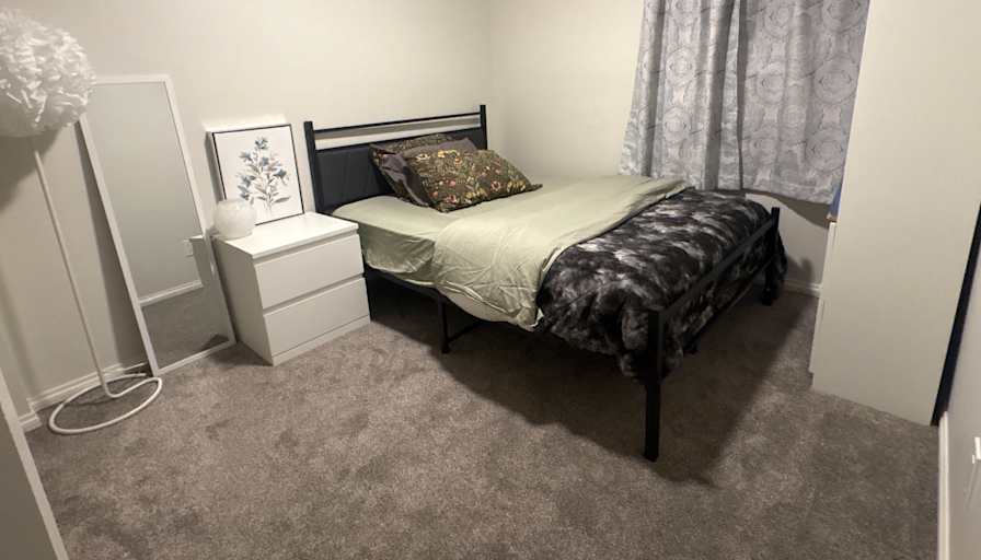 Tina Evans's room