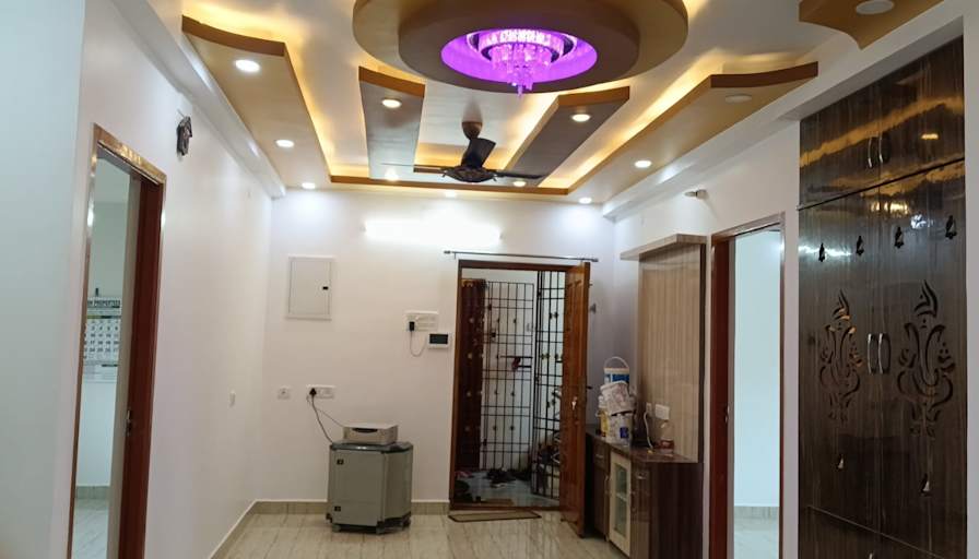 Kaviya's room