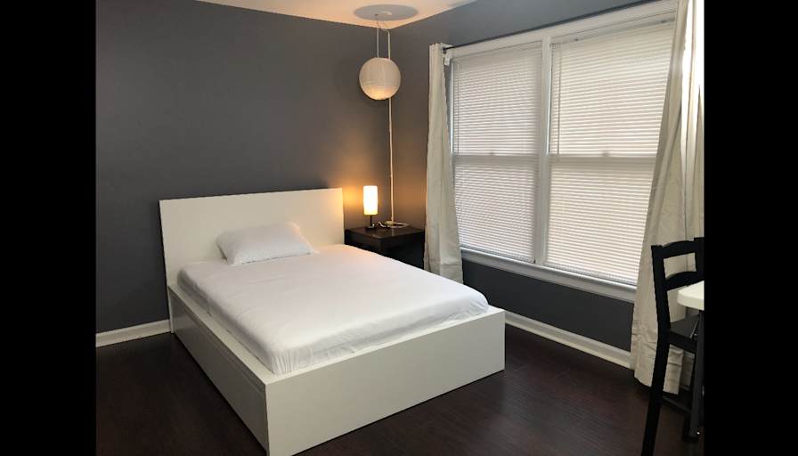 Ei's room
