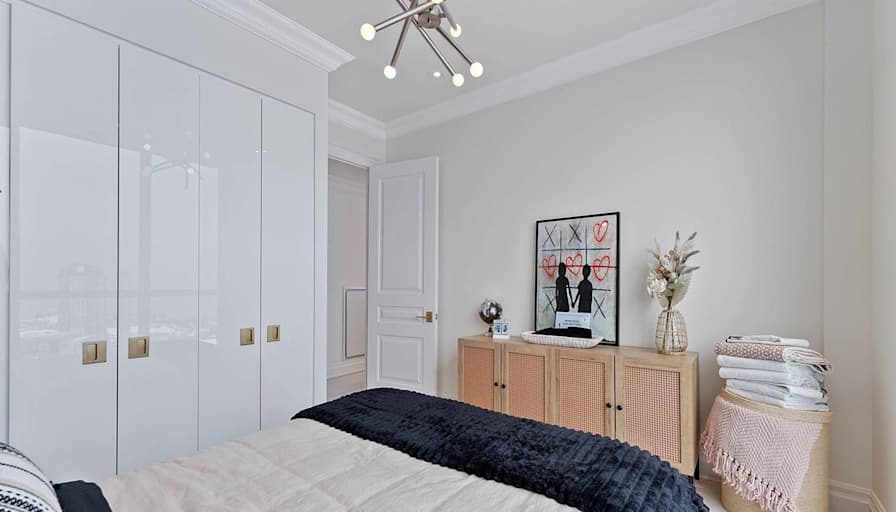 Leigh's room