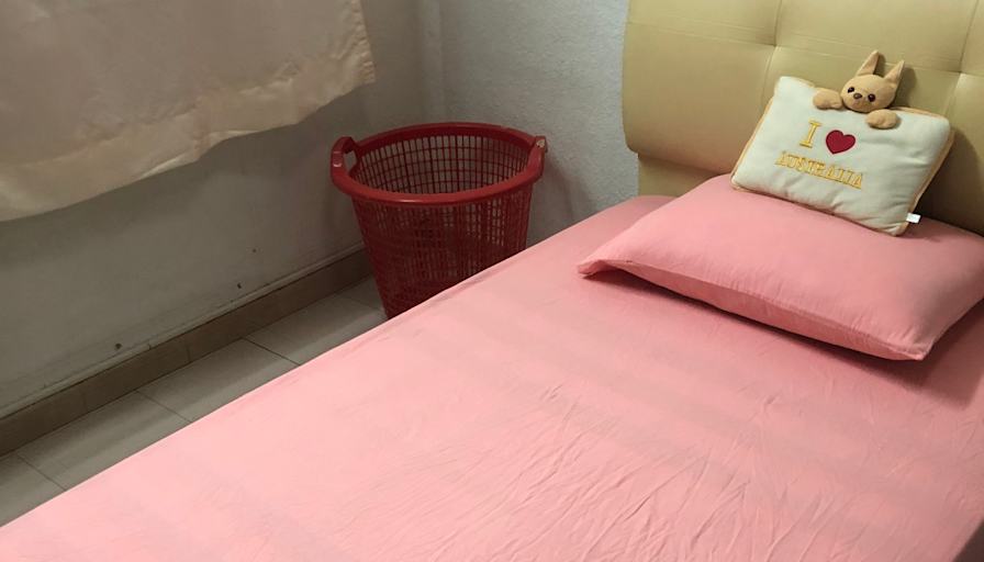 Wei Ying Luo's room