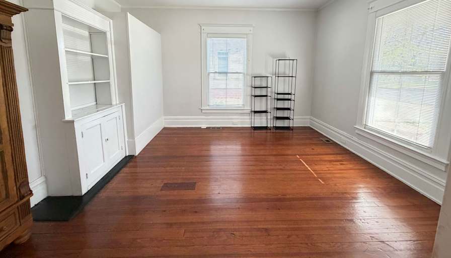 Howard Jeon's room