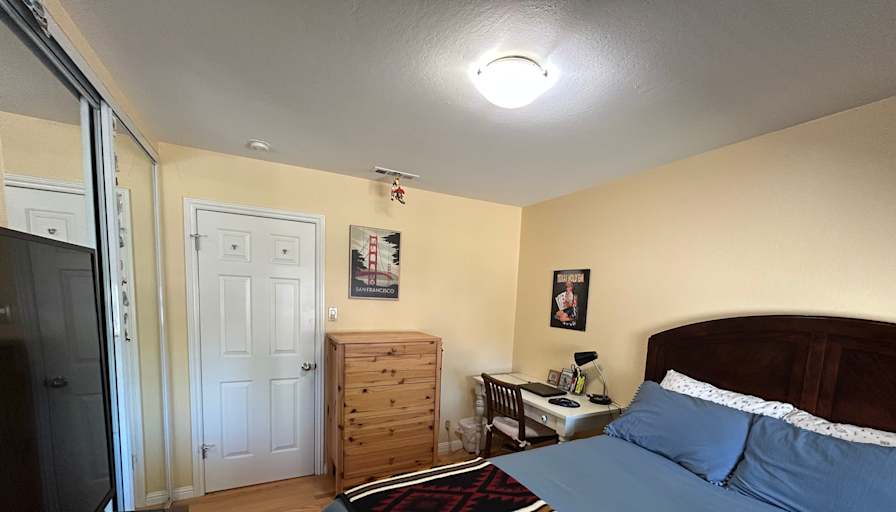 Annie's room