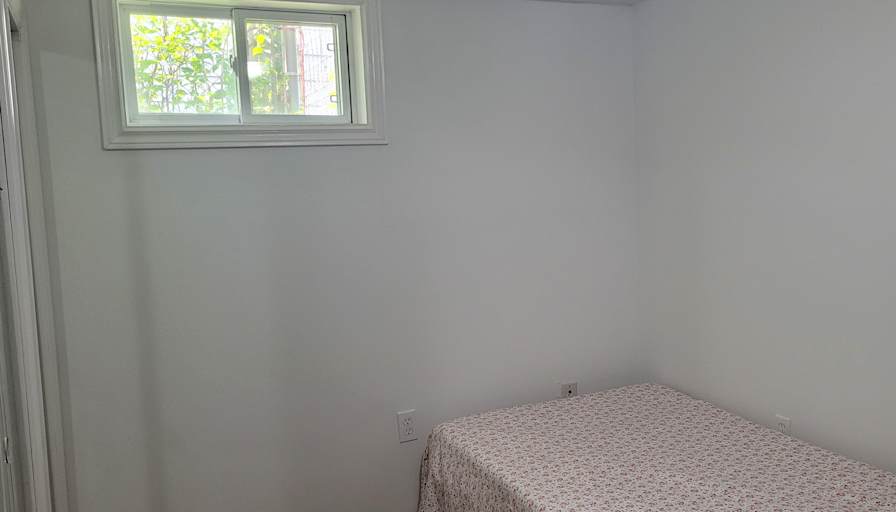 Jen Gonzalez's room