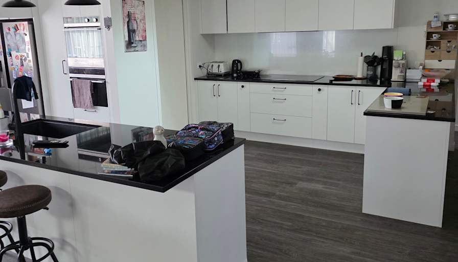 Sandro's room