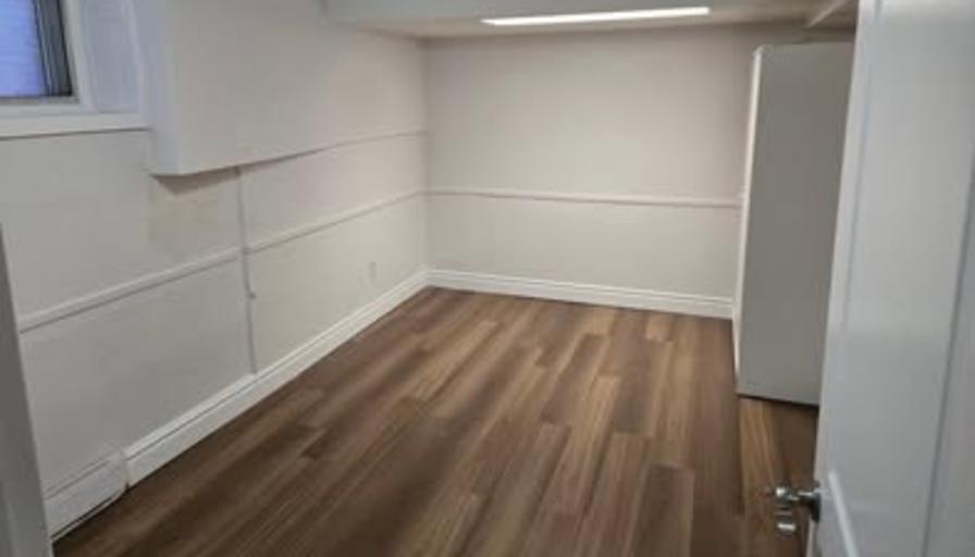 Shoko's room
