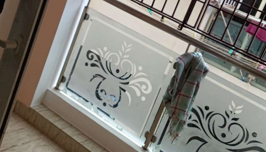 Kaviya's room