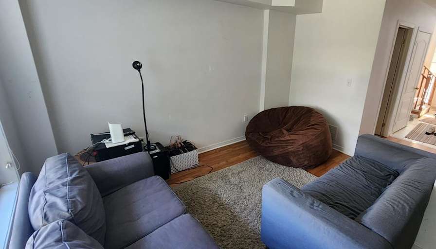 Nnamdi's room