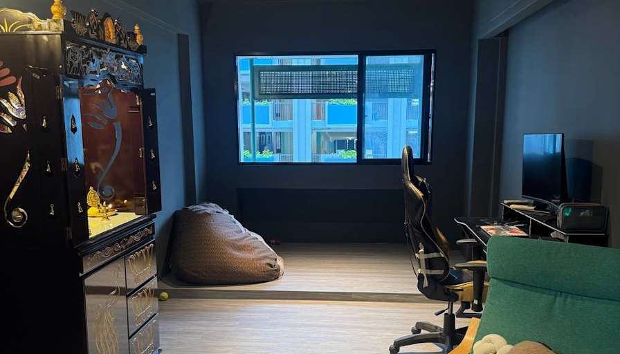 Divya's room