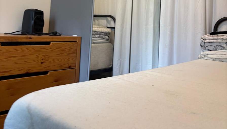 Craig YEG's room